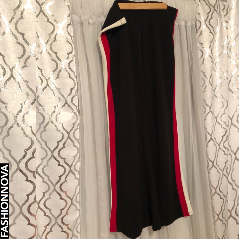 FASHIONNOVA WIDE LEG JOGGERS